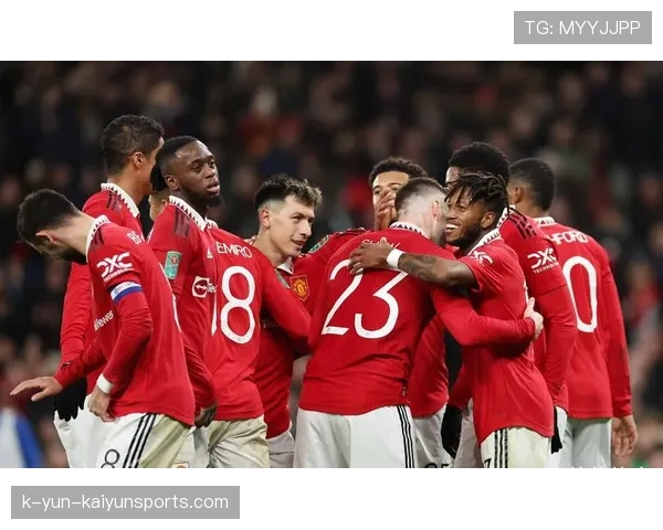 内维尔怒批曼联7400万新援！空门不进太拉胯，莱因克尔替他求情，内维尔wwe